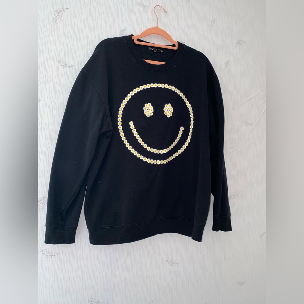 Smiley Face Fleece Crewneck Sweater In Black